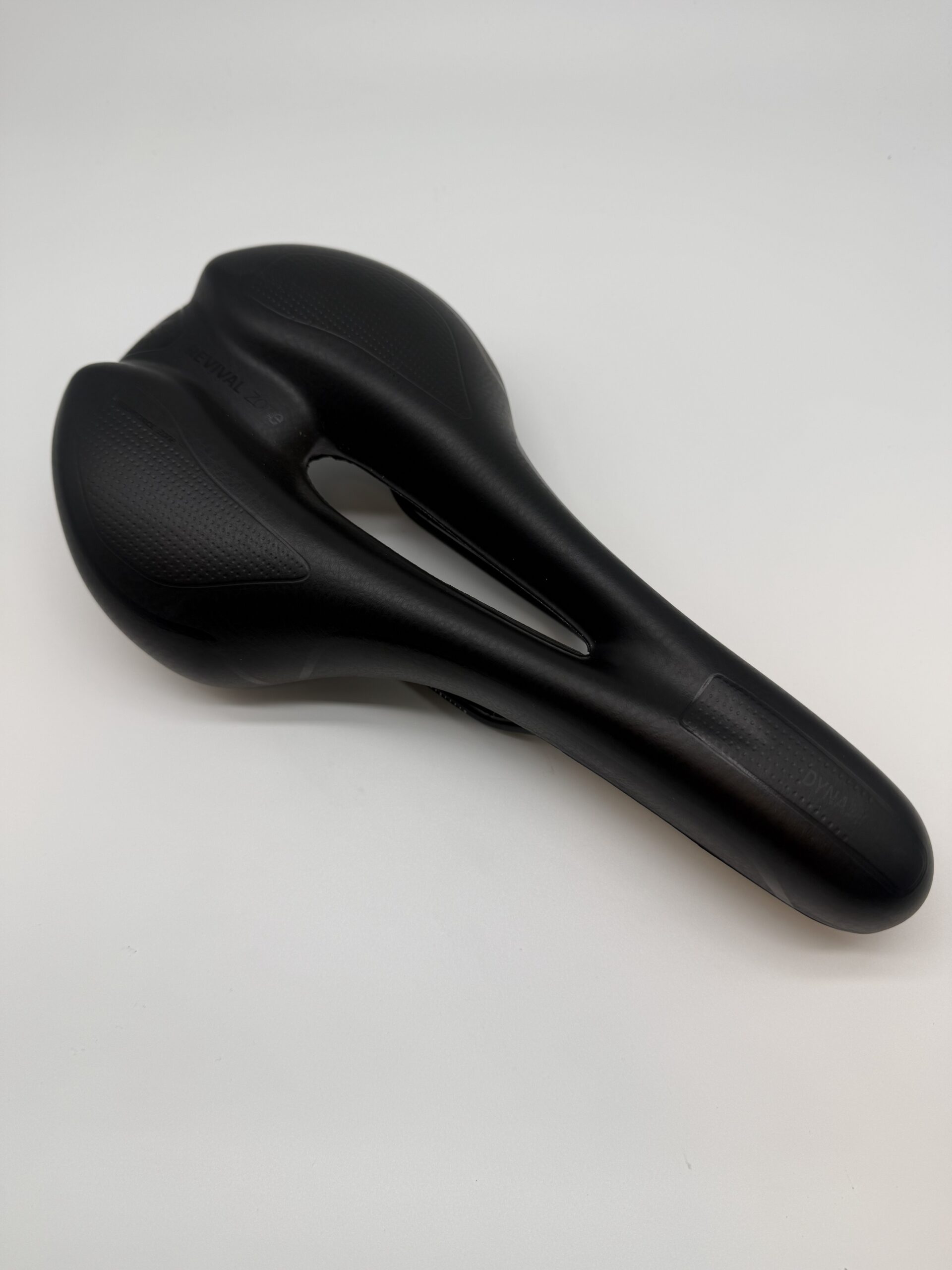 PRD_715_82387_3969800-1.jpg ASIENTO VAN HALEN 608 ANTI-PROSTATIC SADDLE - Imagen 1